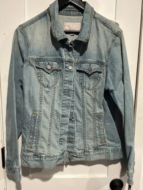 Old Navy Light Wash Denim Trucker Jacket